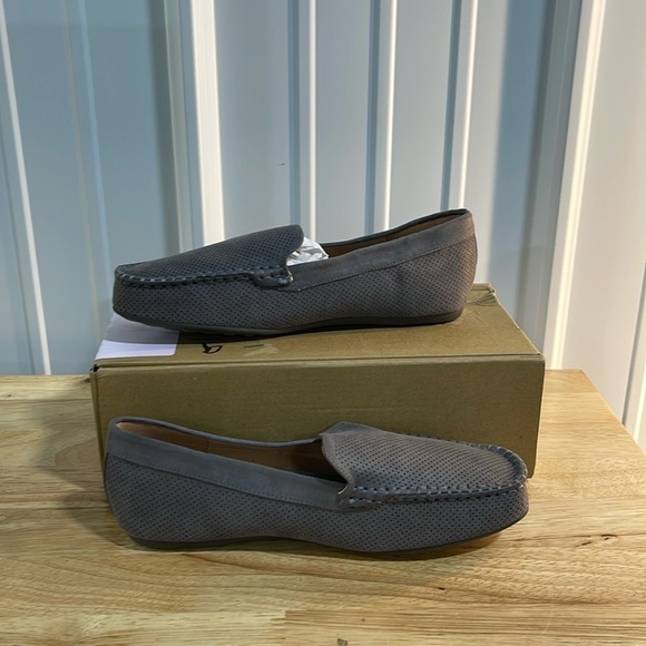 Shoes - Journee Collection Women’s Flats Grey Size 8